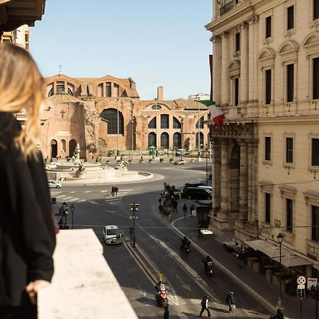 Bespoke Roma Suites Kültér fotó
