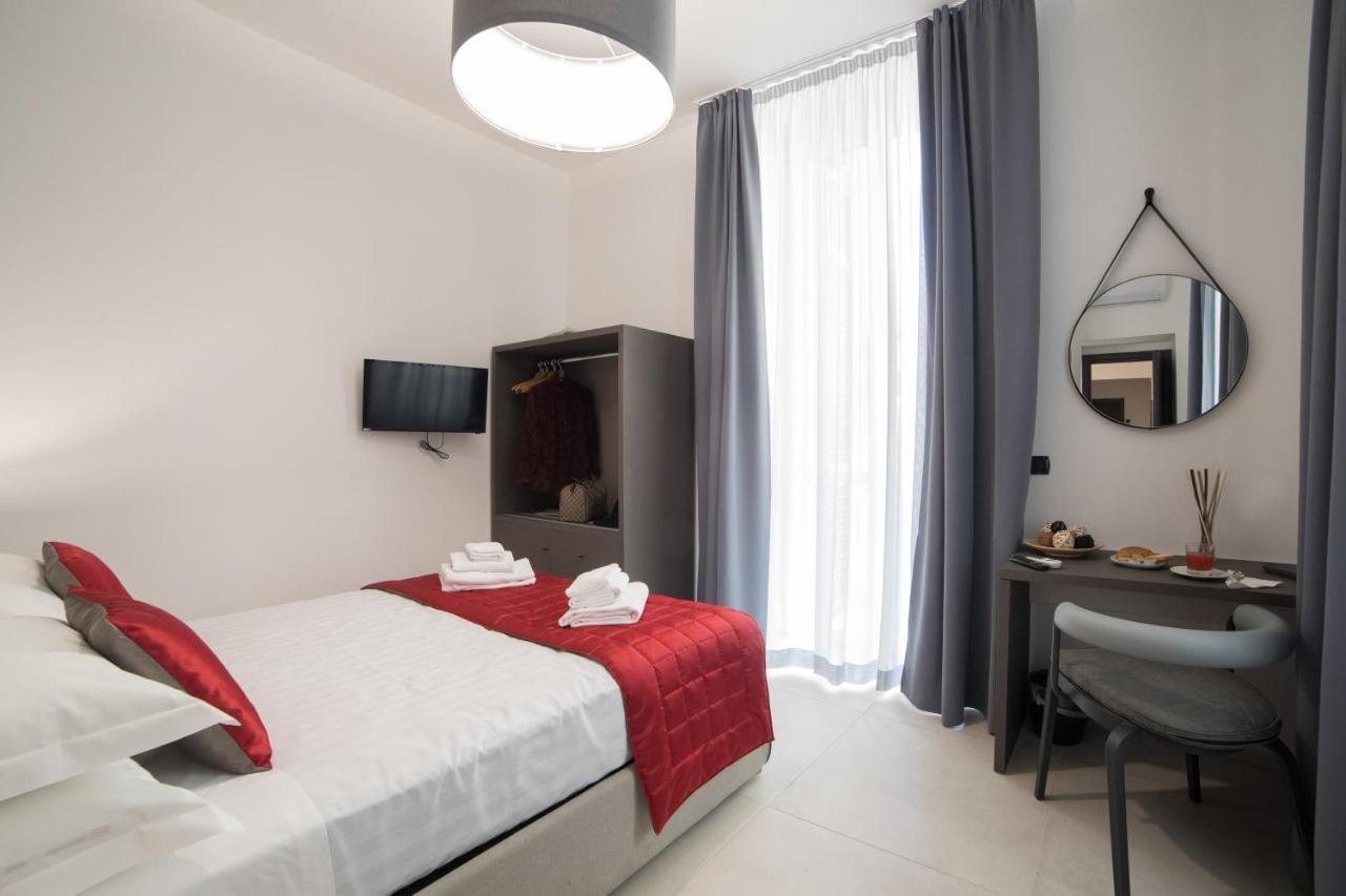 Bespoke Roma Suites Kültér fotó