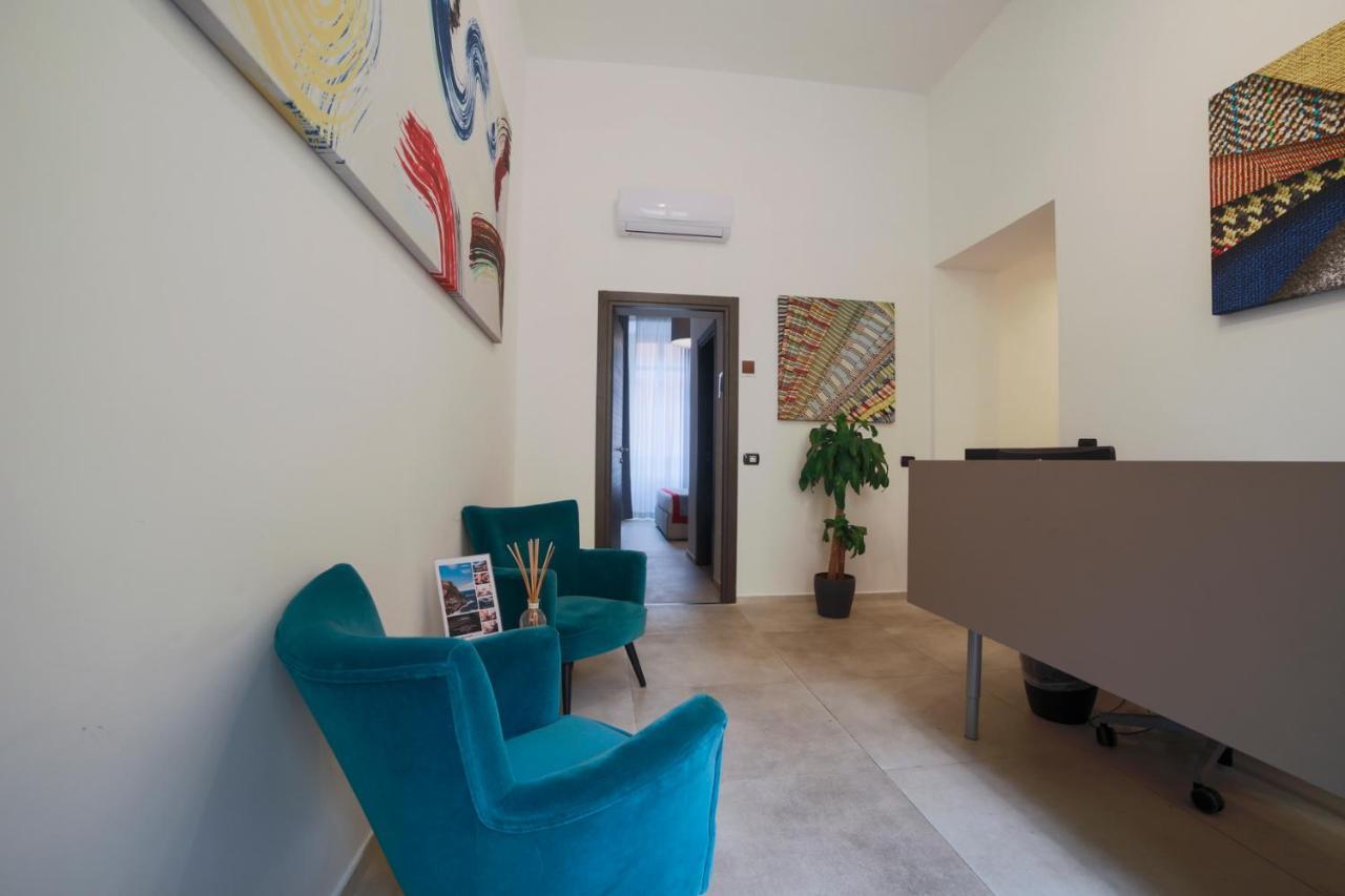 Bespoke Roma Suites Kültér fotó